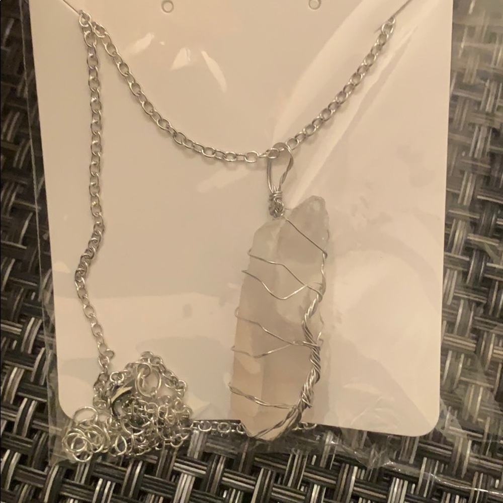 🌵3 for $10🌵 Crystal Pendant Necklace